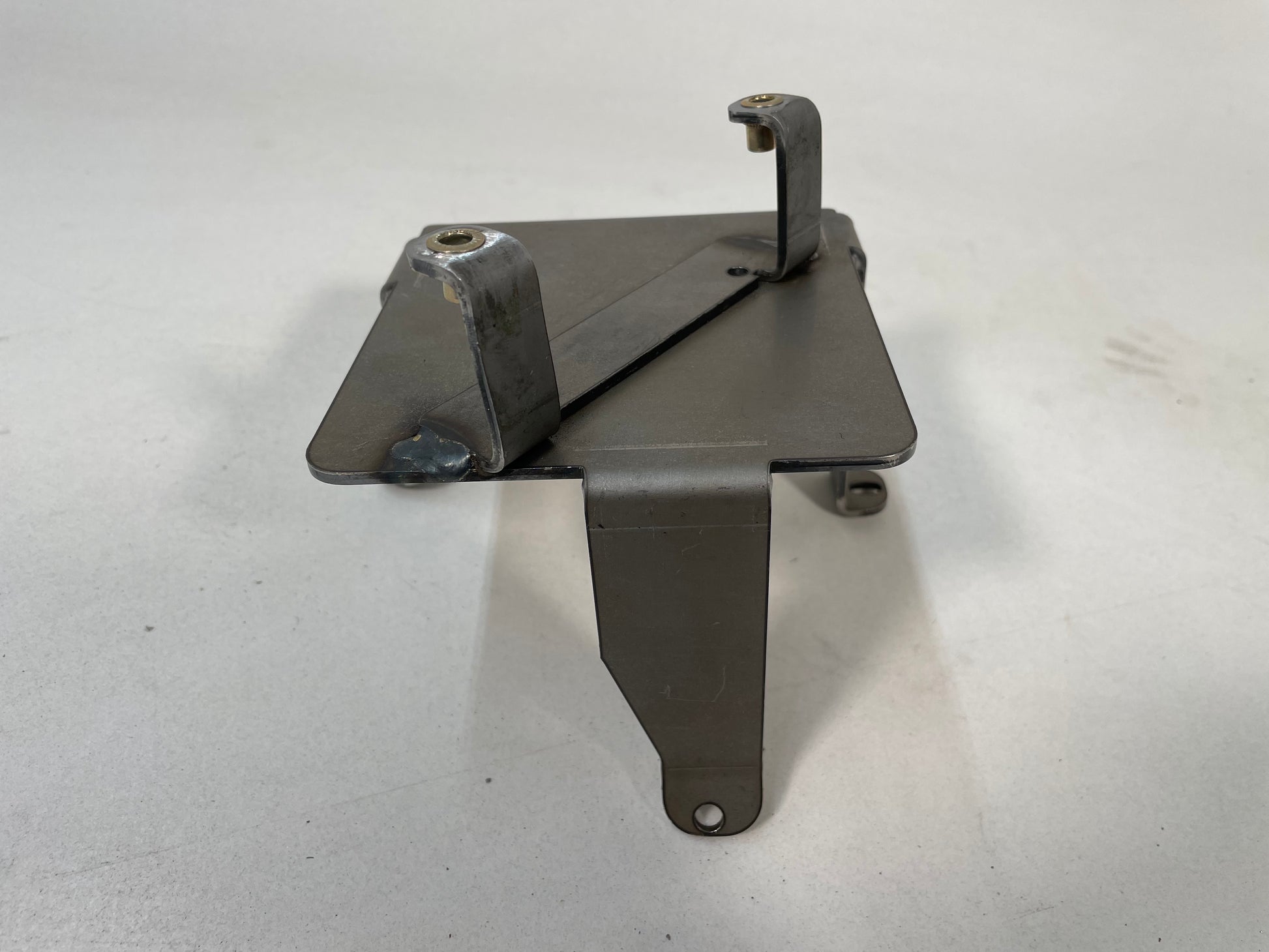 Center Console Bracket for Jeep Cherokee XJ (97-01)